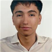 Estudiante de ingeniería informática que ha cursado el segundo bachillerato de ciencias.